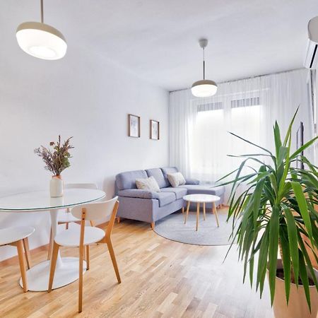 Goldenboy Apartments, バニャ・ルカ エクステリア 写真