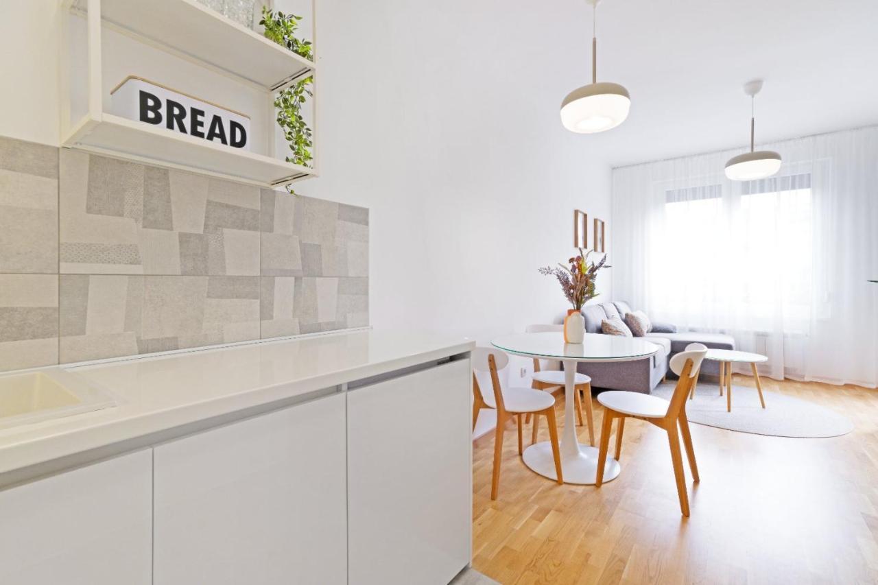Goldenboy Apartments, バニャ・ルカ エクステリア 写真